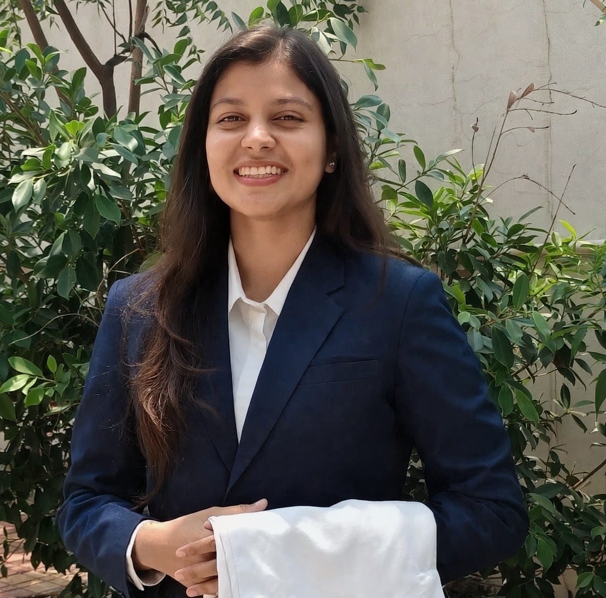 Dr. Vinu Malik